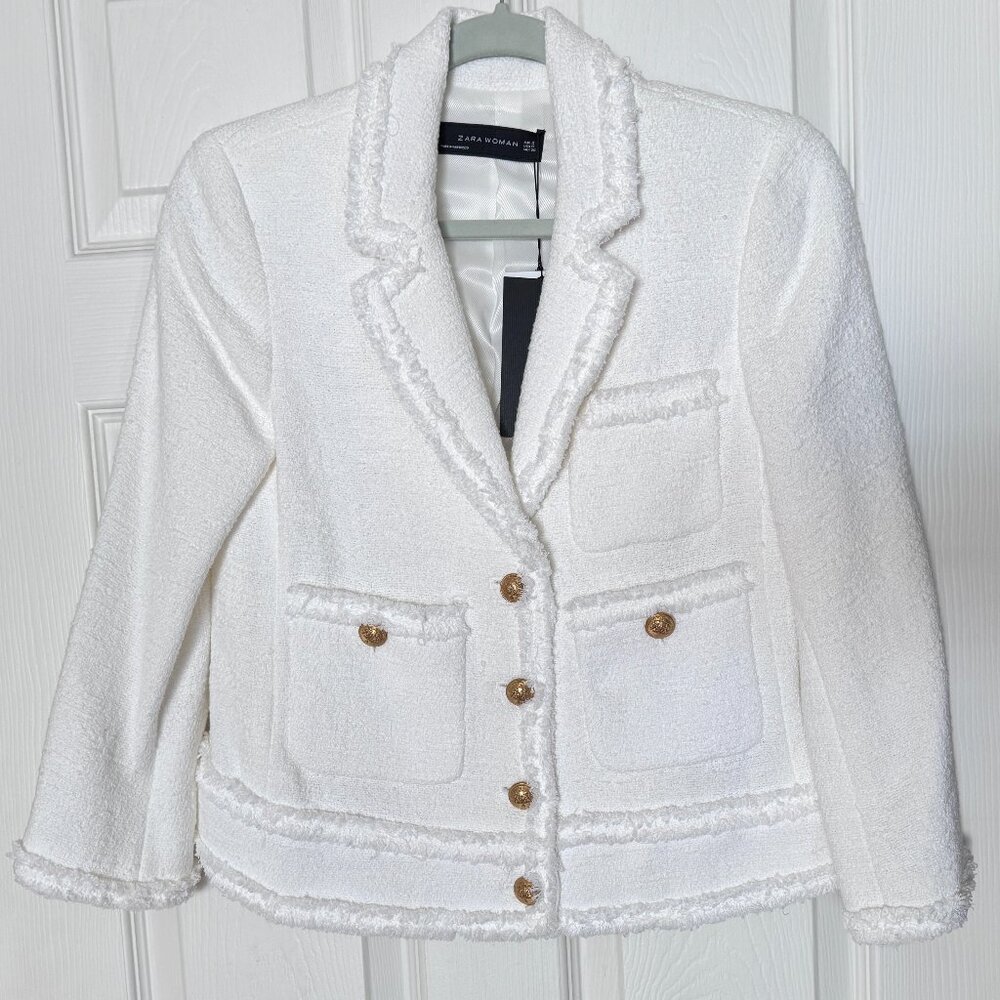ZARA Elegant Short White Tweet Lined Jacket W/ Gold Tone Buttons Size S NWT